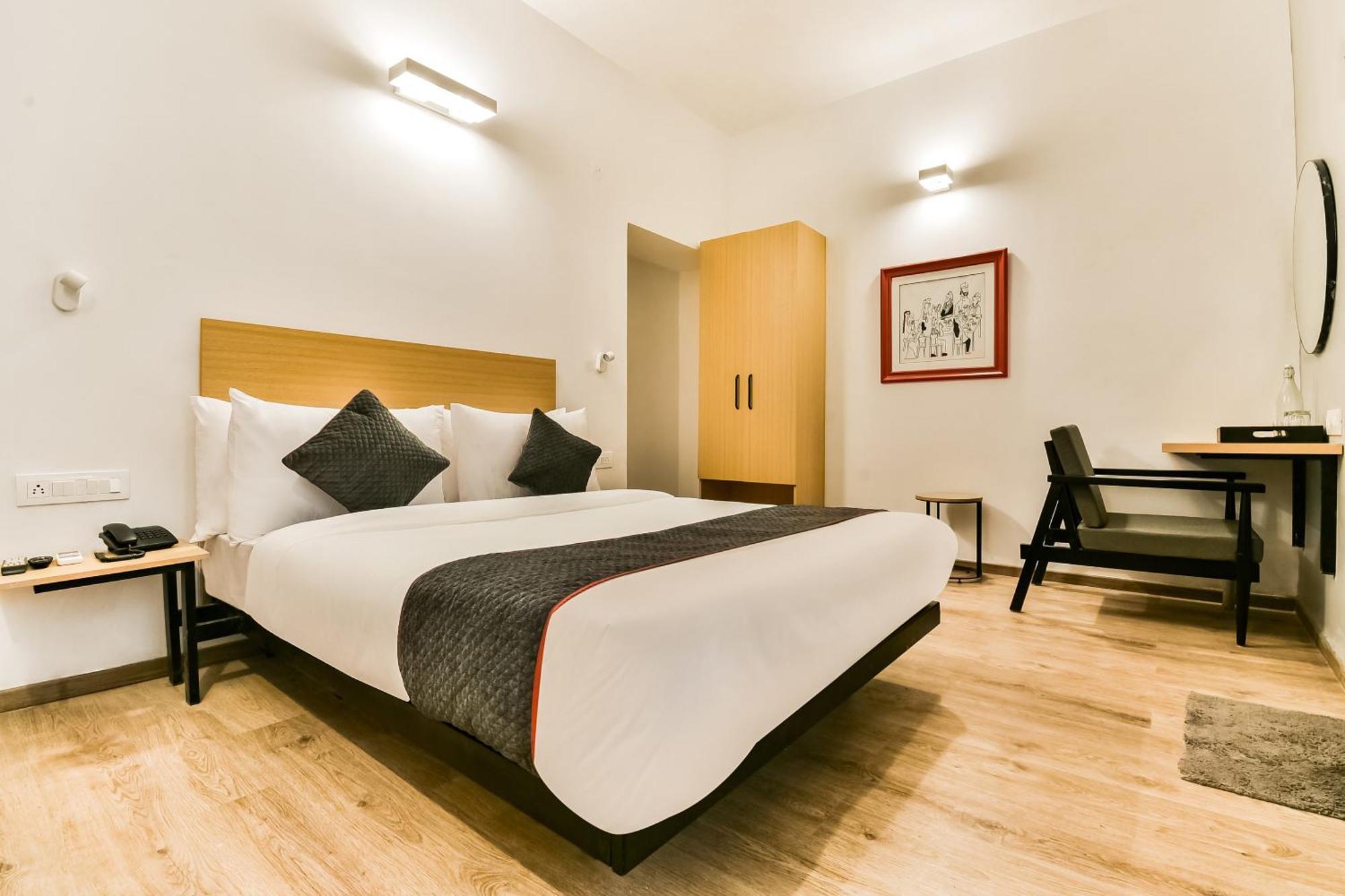 Super Townhouse Menka Hotel Patna  Exterior photo